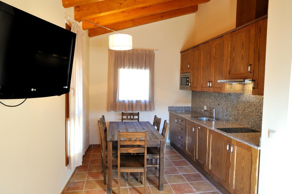 Apartaments Cal Climent Fornols ภายนอก รูปภาพ